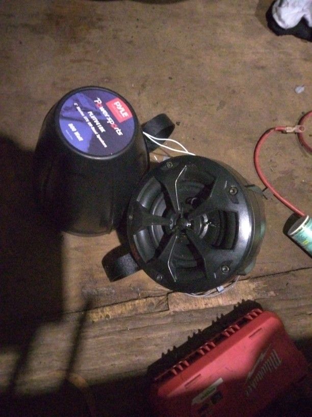 Pyle Marine 800watt Speakers