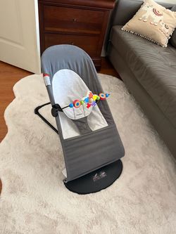 BabyBjörn Baby Bouncer Seat and Toddler Chair, Newborn to Toddler