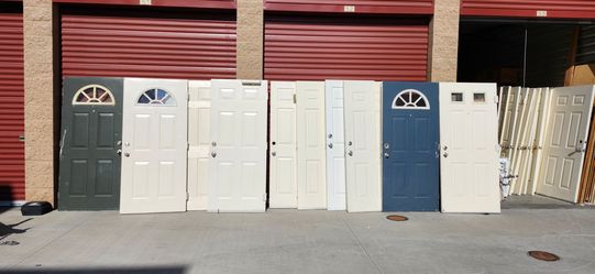 Exterior/entrance and fire rated doors in good condition (please read the description of the post)