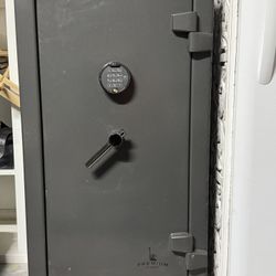 Liberty Safe Box RX12