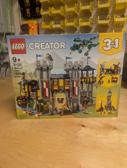 Lego Creators 3 In 1 Medieval Castle.