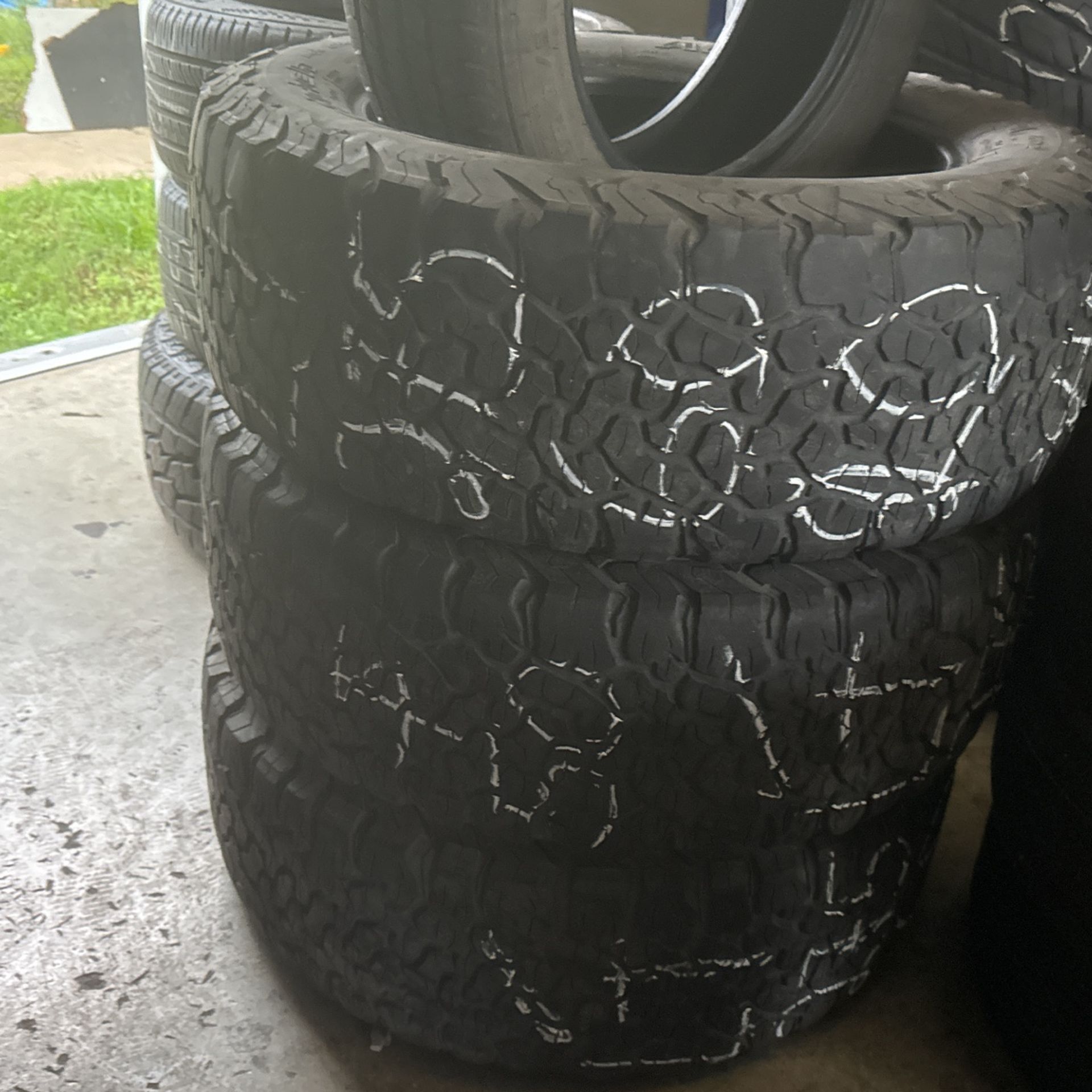 Used Tires 🛞