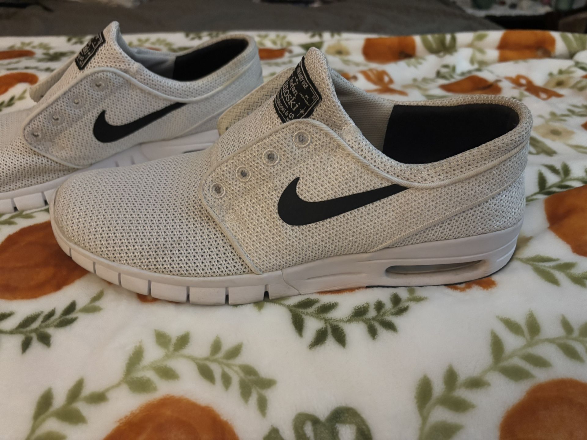 Nike