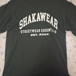 Shake wear Size midium