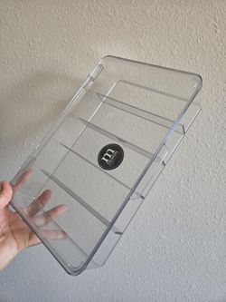 Glasses Storage 