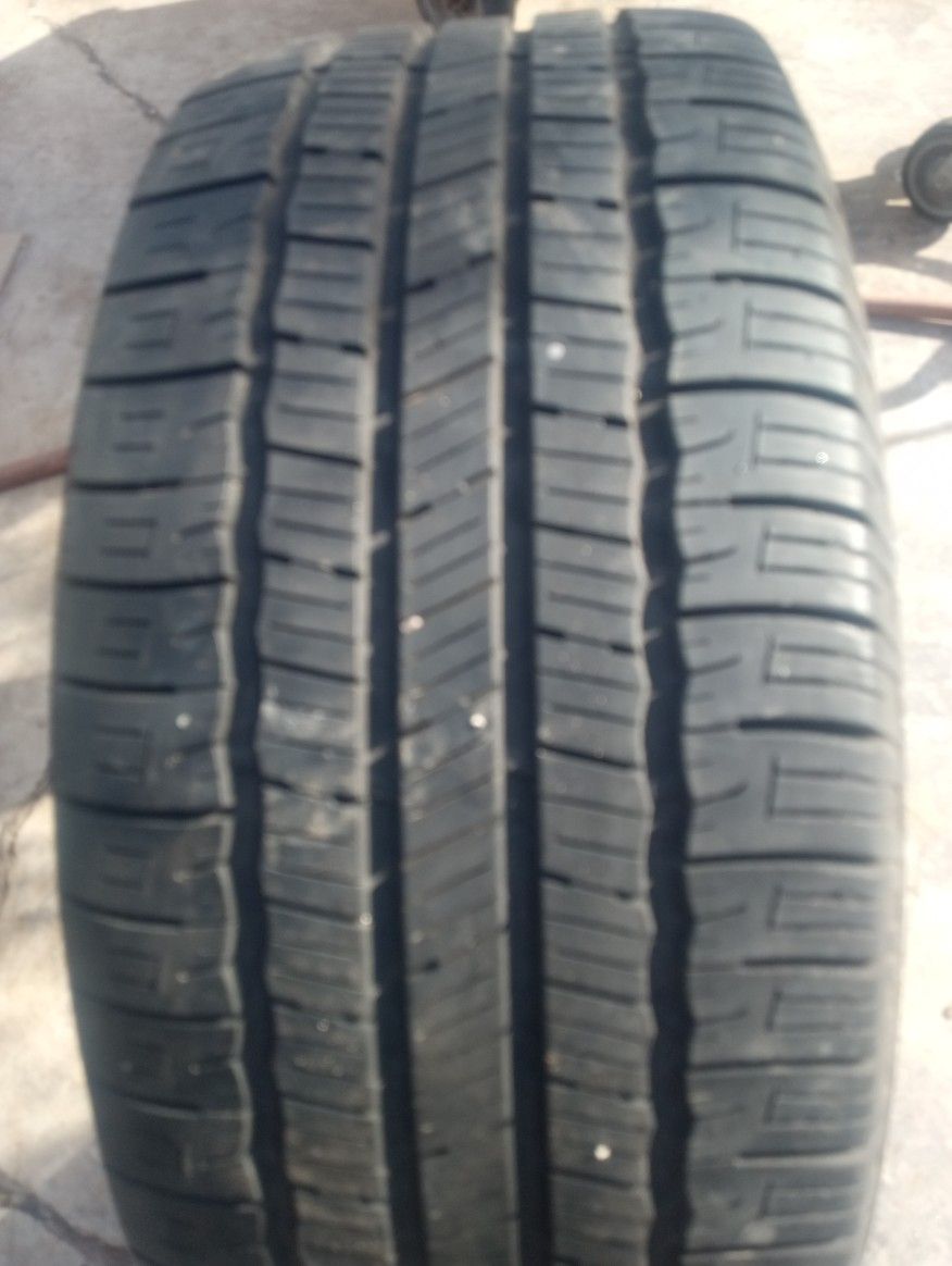 235/45-18 Goodyear Reliant