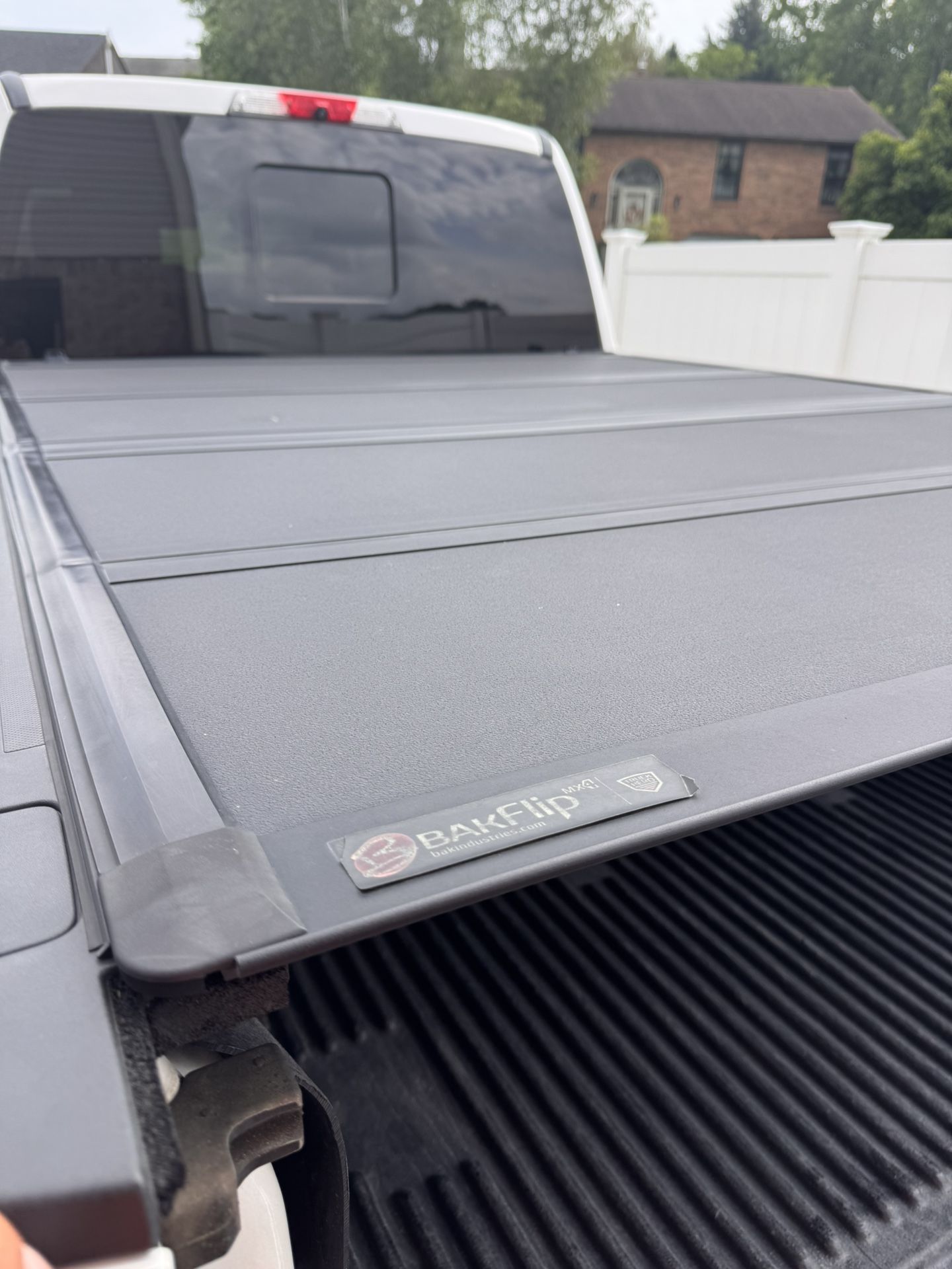 BakFlip MX4 Tonneau Cover