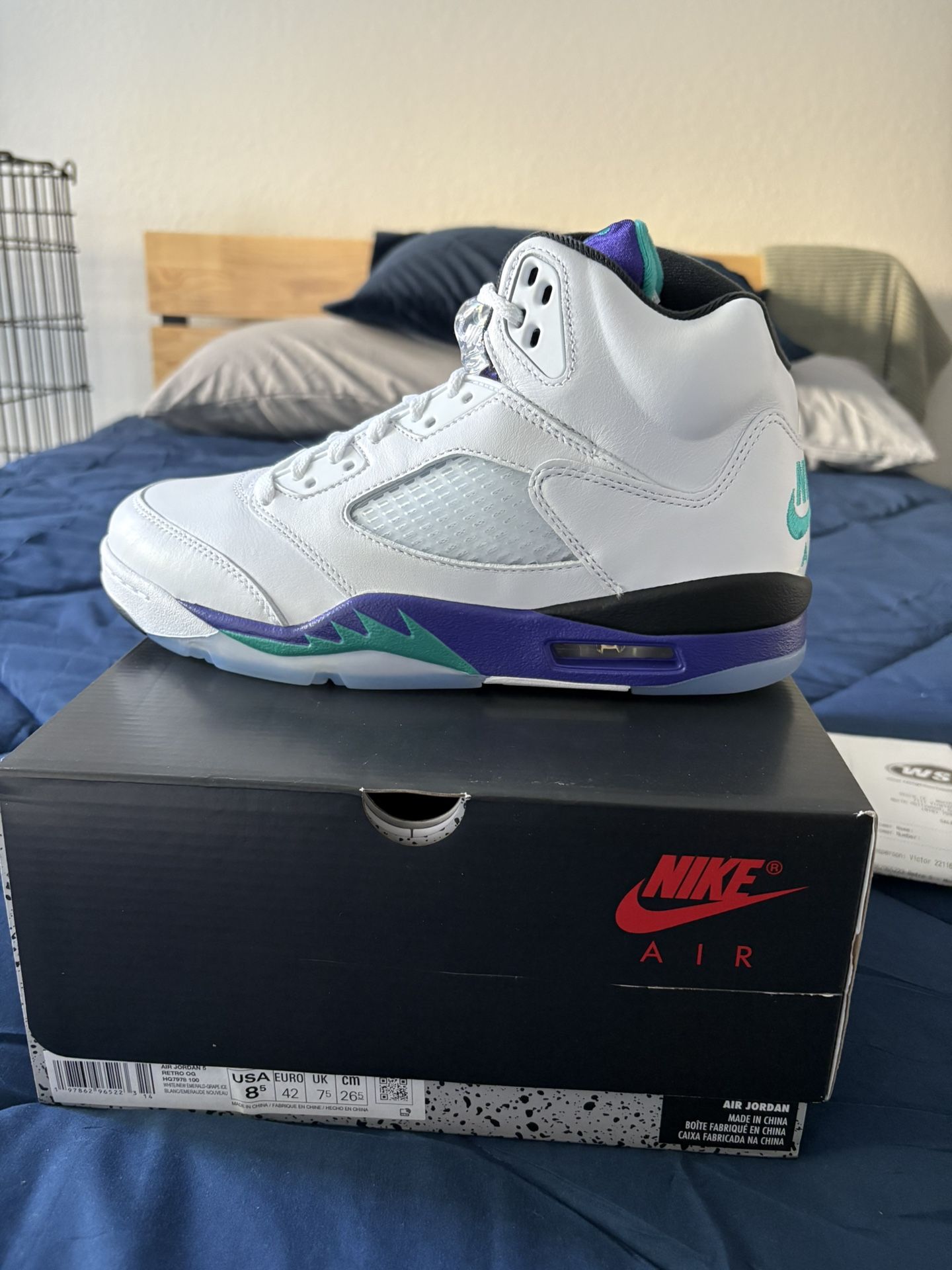 Jordan 5 Grape Size 8.5 2025