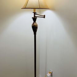 Floor lamp
