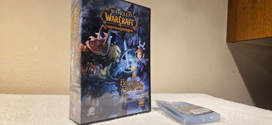 World of Warcraft TCG Heroes of Azeroth Starter Deck Case 100 Cards & Heroes