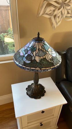 Tableside lamp