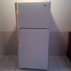 Maytag Refrigerator 
