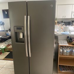 GE Refrigerator!!!!