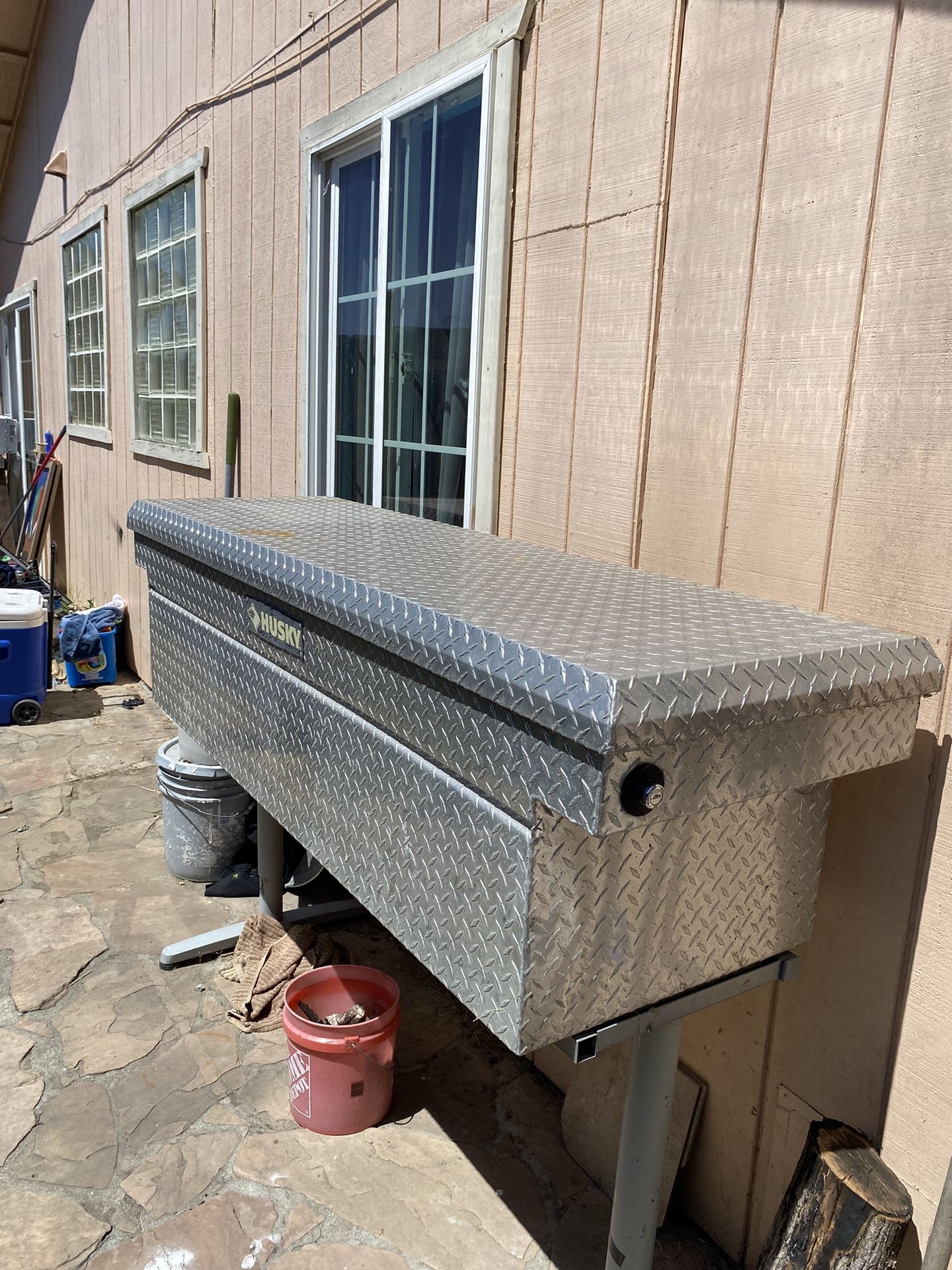 Crossover Tool box husky