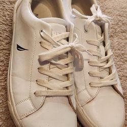 Men's nautica shoes.