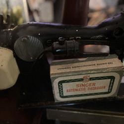 Singer Antique Sewing Machine