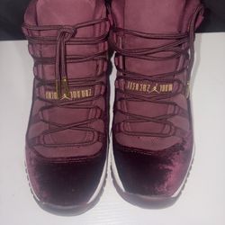 Air Jordan 11 Heires 