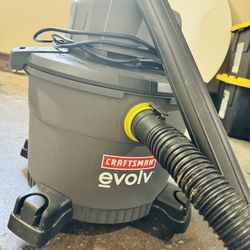 Vacuum Sears Craftsman 34.1 Lit / 9 Gal 