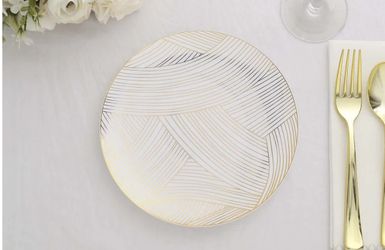 10-Pack Plastic Round Dessert Plates 7" White with Gold Wave Brush Strokes Pattern - Disposable Appetizer Salad Plates for Modern & Sophisticated Tabl