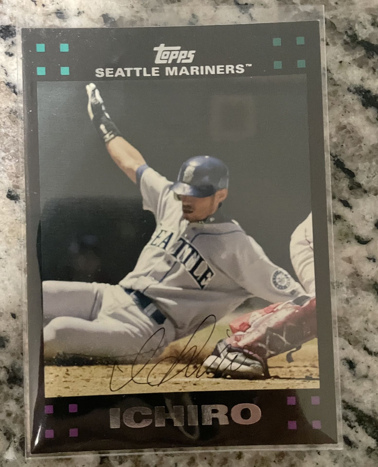 Ichiro 2007 Topps Card #400