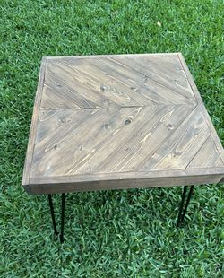 Indoor Side Table Wood With Hairpin Legs $40