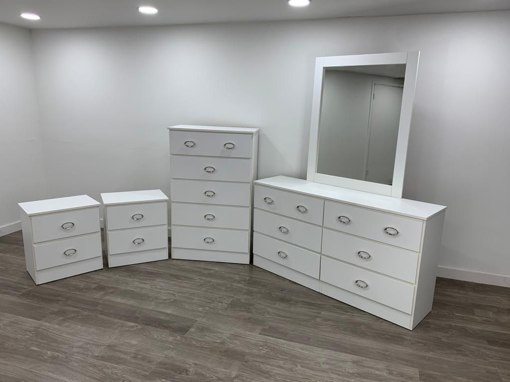Dresser Whit Mirror , Chest And 2 Nightstands _ Cómoda Con Espejo , Gavetero Y 2 Mesitas De Noche,All Products : American Fashion Style Bags On Sale