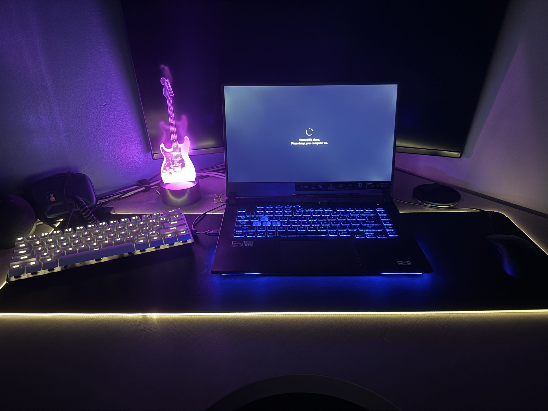 Asus Rog Strix Gaming Laptop + Setup