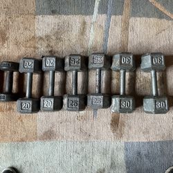 Dumbells 10’s 20’s 25’s 30’s