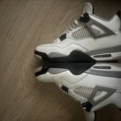 Jordan 4 White Cement 