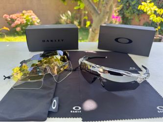 Authentic Oakley Radar EV Path