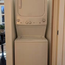 GE combo gas washer dryer white