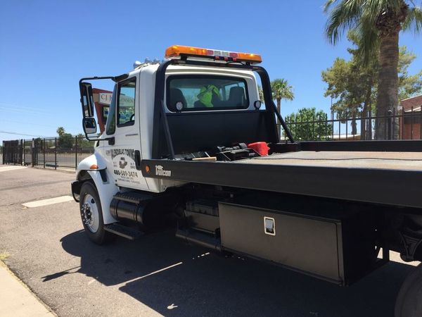 2005 tow truck for Sale in Phoenix, AZ - OfferUp