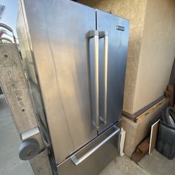 Kitchen Aid Fridge/Freezr