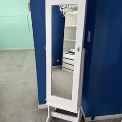 White Jewelry Mirror