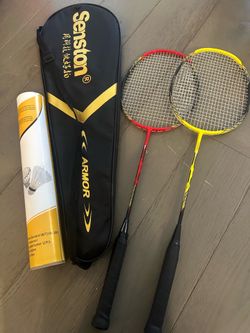 senston badminton racket set with shuttlecocks