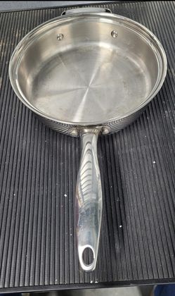 Belgique 9.5" Skillet 3 Qt Stainless Steel Sauté Pan Used . Tools of the trade