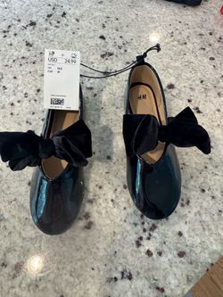 Brand new - Girls size 13.5 shoes