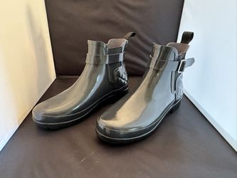 Hunter Refines Quilted Chelsea Boots