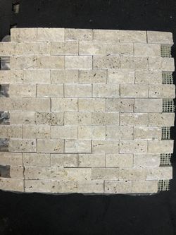 Tile- travertine split face