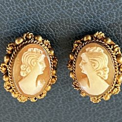 A Pair of Vintage Cameo Earrings