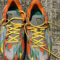 Kobe Bryant 6.5 Youth Shoes 