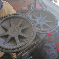 2 15 Inch Kicker Subwoofer