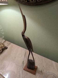 Hand-carved Water Buffalo Horn Heron Crane Bird Statue