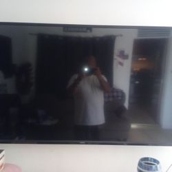 VIZIO 55" New