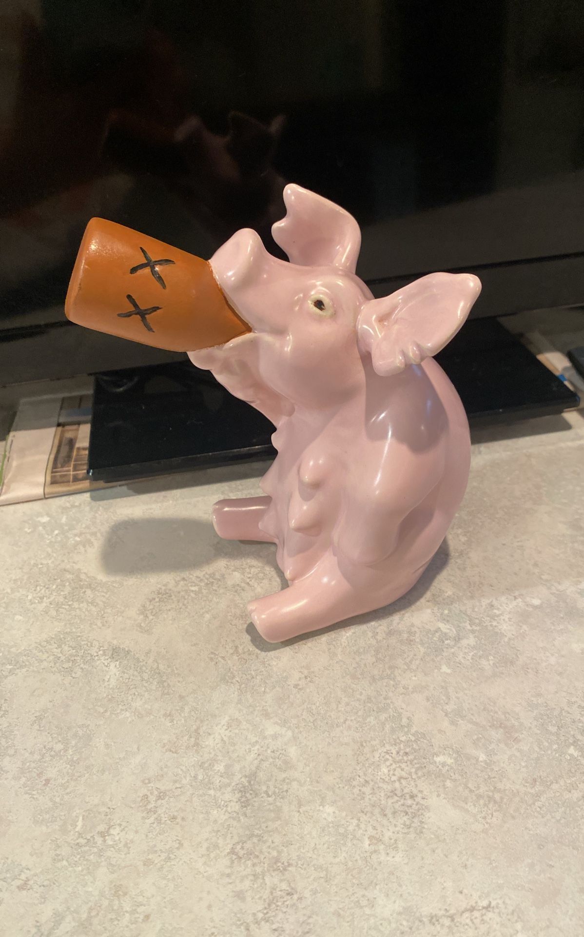 Ceramic Boozing pig