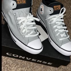 $80 Converse Shoes Size 11