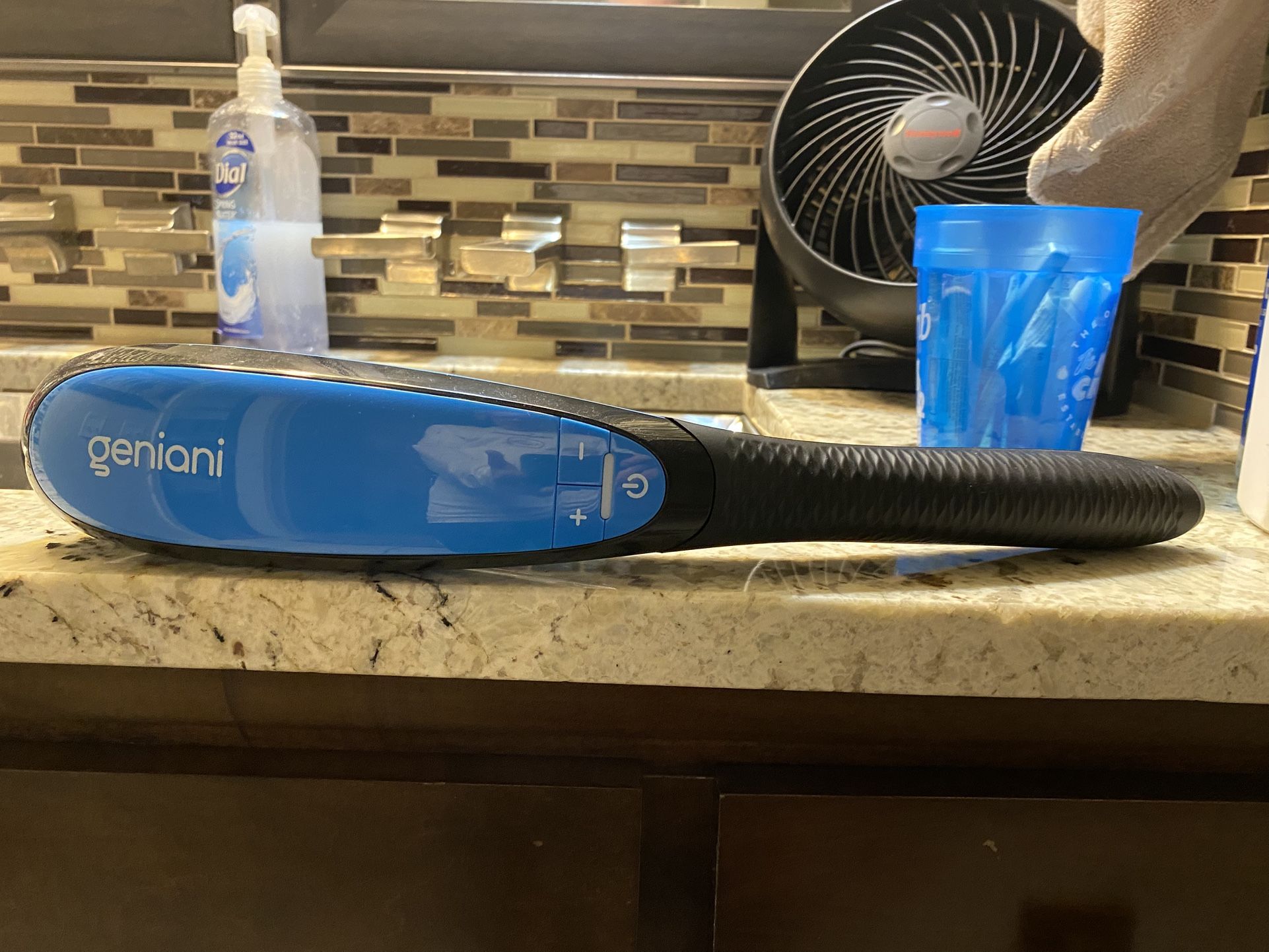 Genus I Cordless Massager