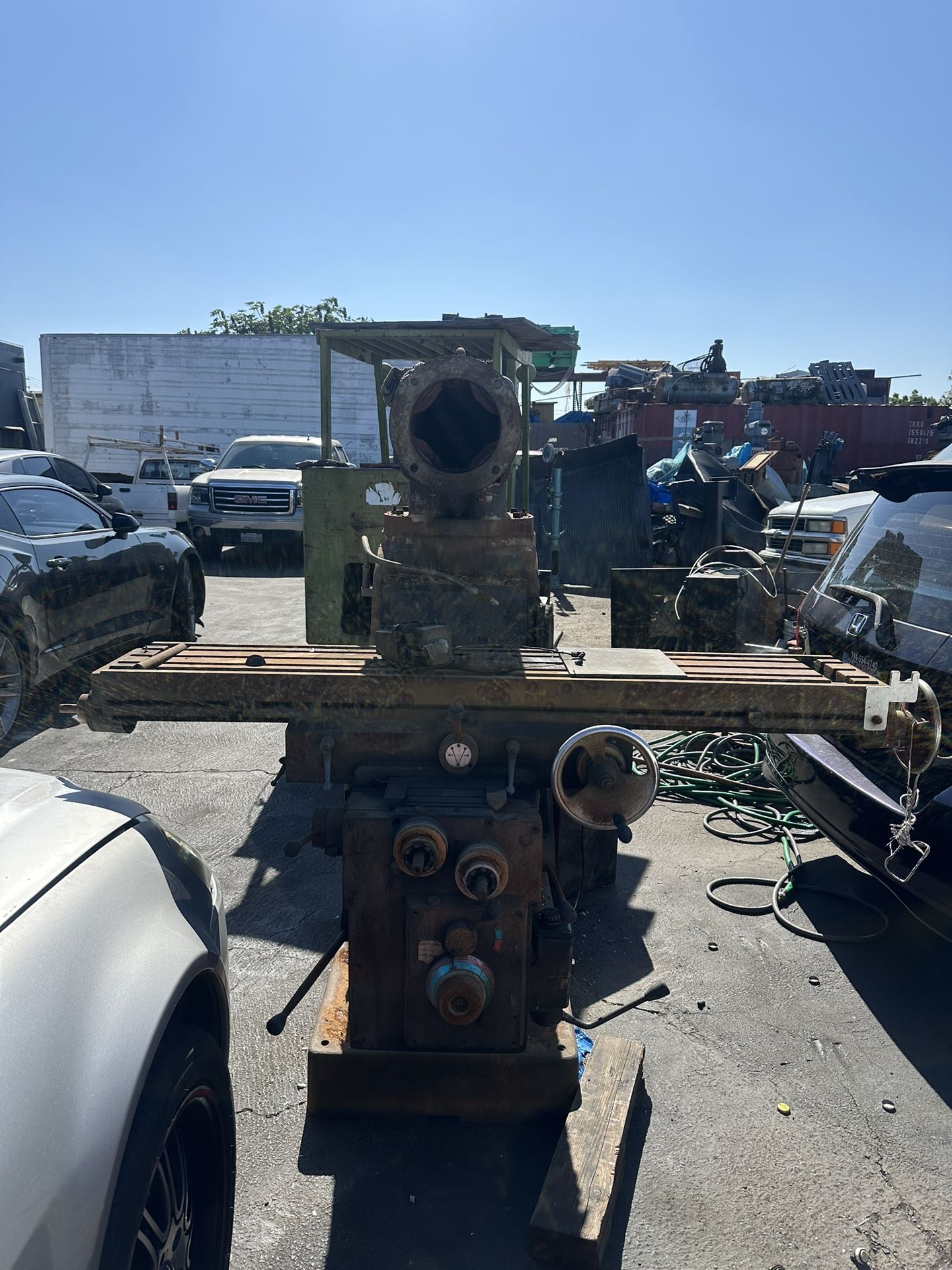 Milling Machine For Parts