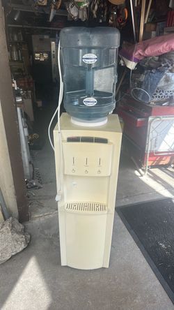 Water dispenser