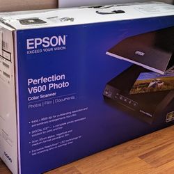 Epson V600 Photo Film Flatbed Scanner with 35mm & Medium Format Tray